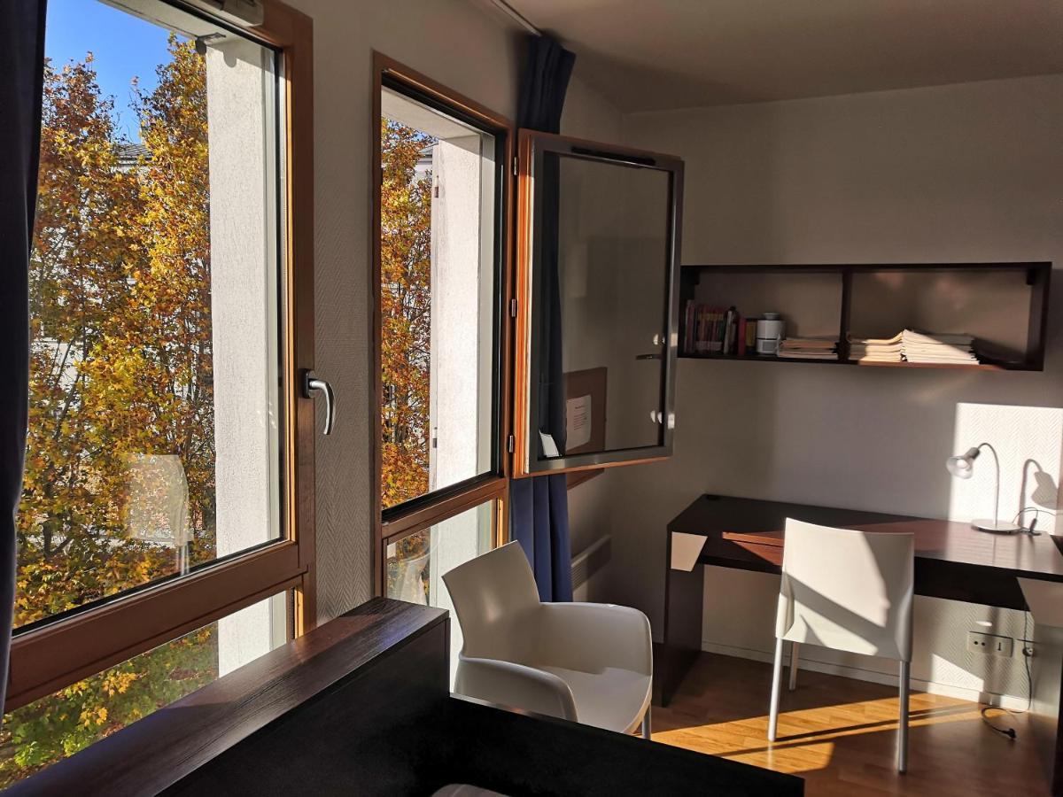 Studio Lumineux 10 Min A La Defense Rueil-Malmaison Exteriör bild