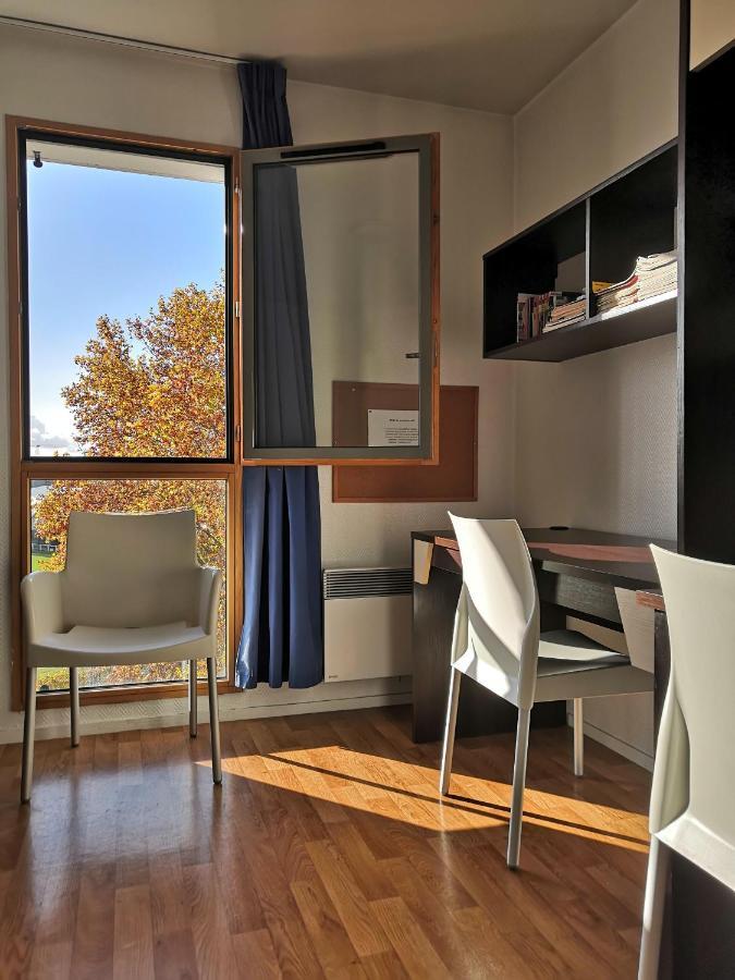 Studio Lumineux 10 Min A La Defense Rueil-Malmaison Exteriör bild